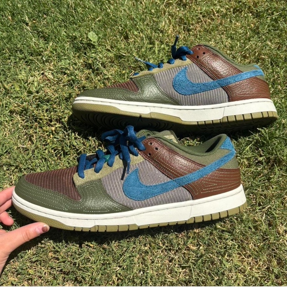 Nike Men's Green and Brown Sneakers